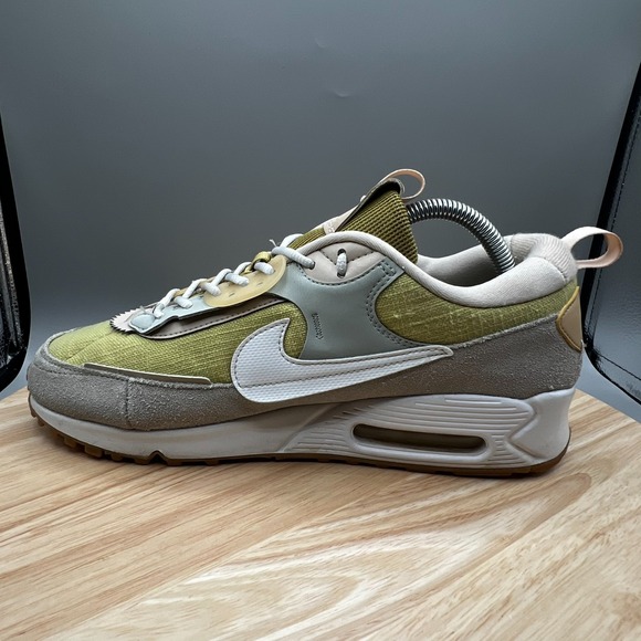 Nike Air Max 90 Futura sneakers in the "Buff Gold" Colorway Womens 10 - Picture 9 of 16